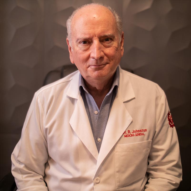 Dr. Juan Roberto Johnston de los Santos